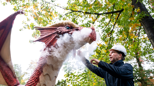 Ein riesiger Drache als Prunkstück